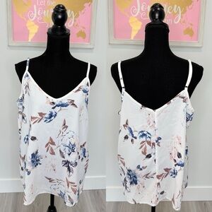 Tecrew White Floral Women’s Tank Top (L)